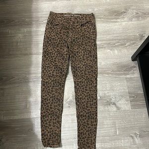 American eagle cheetah print high rise jegging